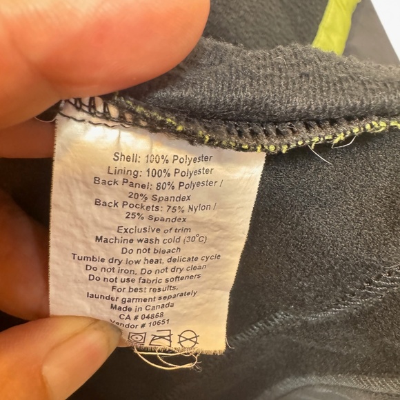 MEC Jacket Mens Size XL Green Black Windbreaker Gorpcore Hiking Lightly Lined - Picture 3 of 15